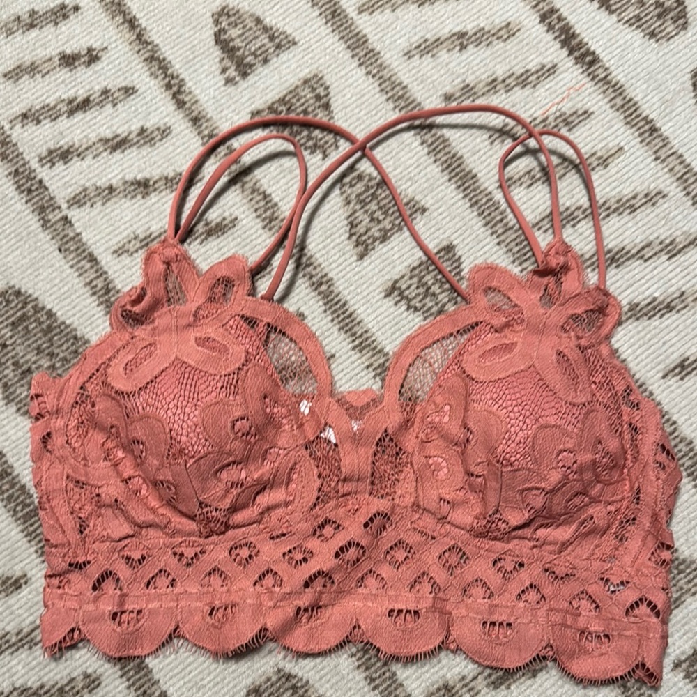 Lace Bralette in Pink